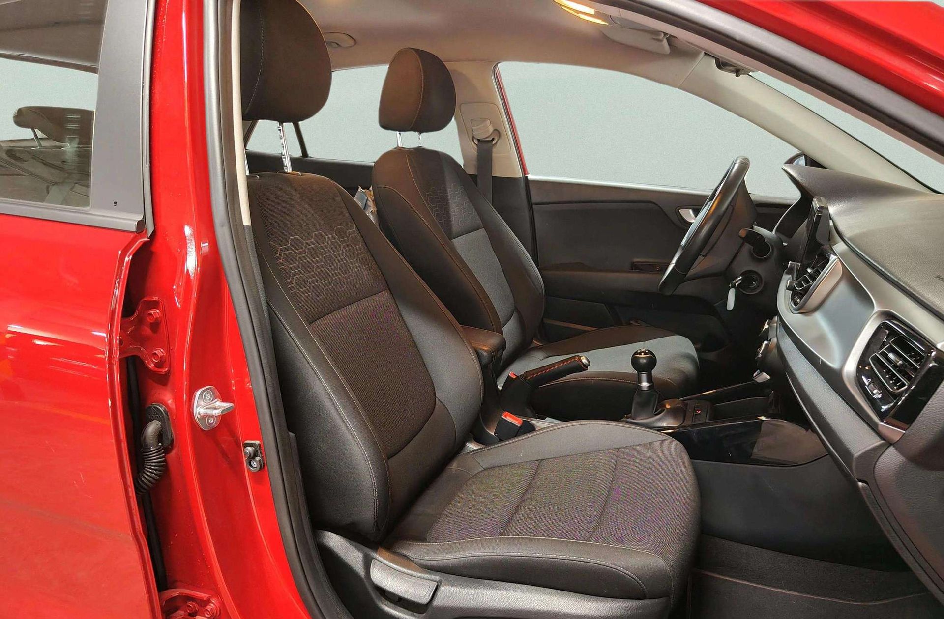 Kia Rio 1.2 DPi Drive - foto 19