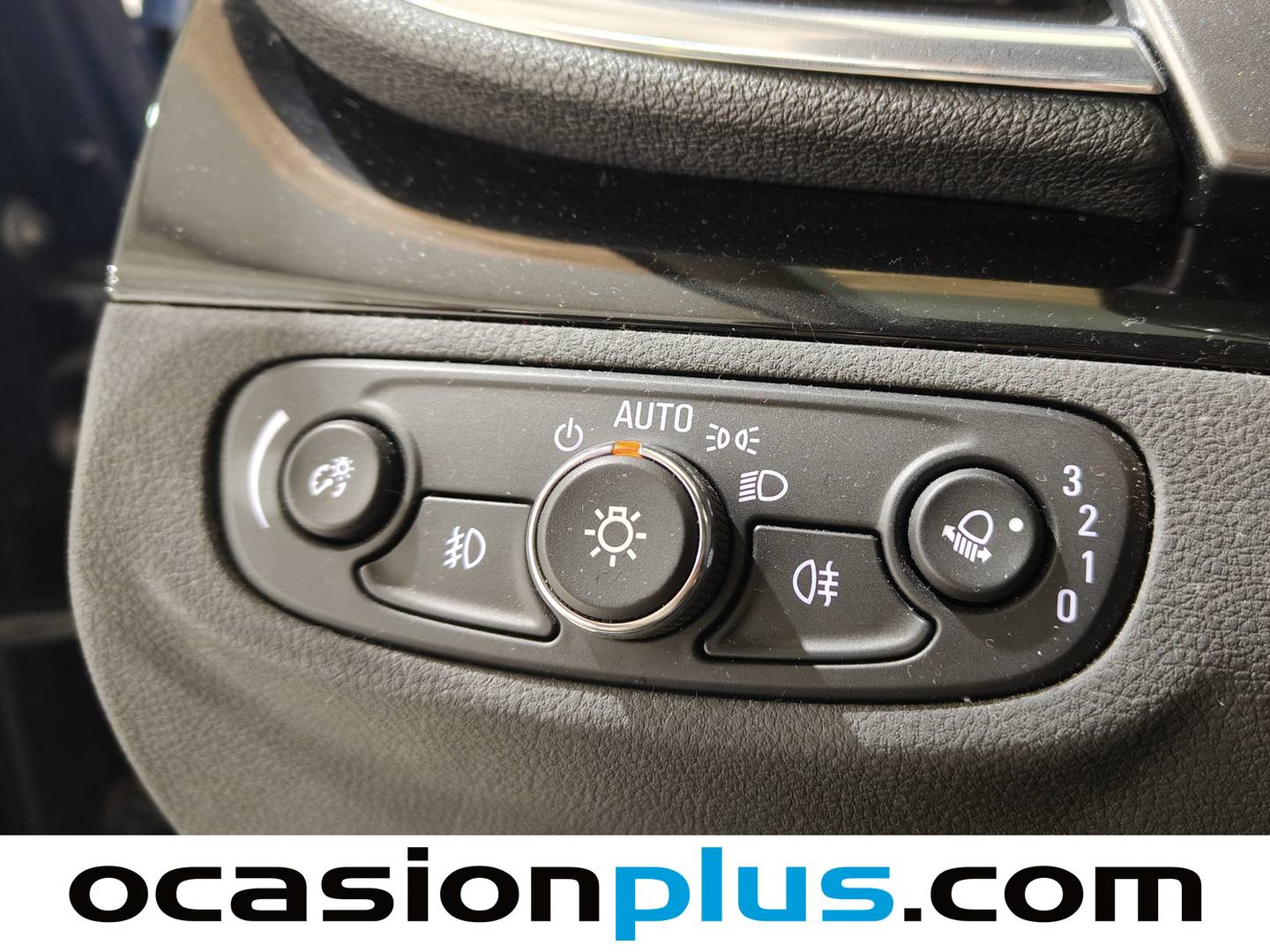 Acabados Opel Mokka X Opel Mokka X 1.4 Turbo S&S Selective 4X2 (140 CV)