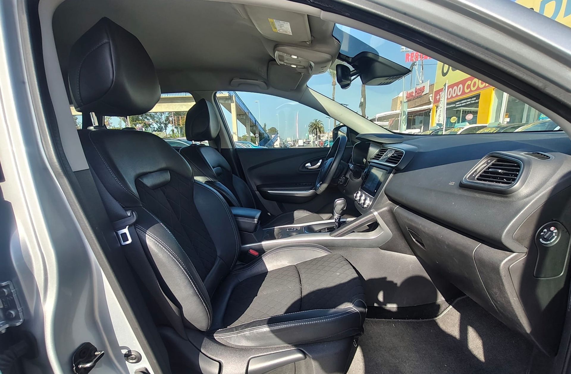 Renault Kadjar Techno TCe GPF EDC - foto 19