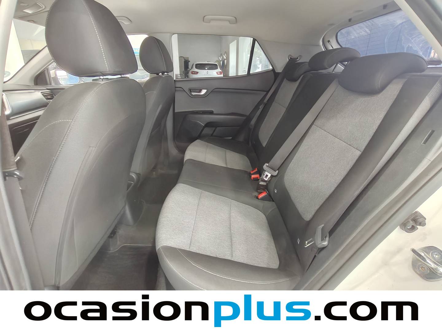 Foto asientos traseros KIA Stonic KIA Stonic 1.2 DPi Concept (84 CV)
