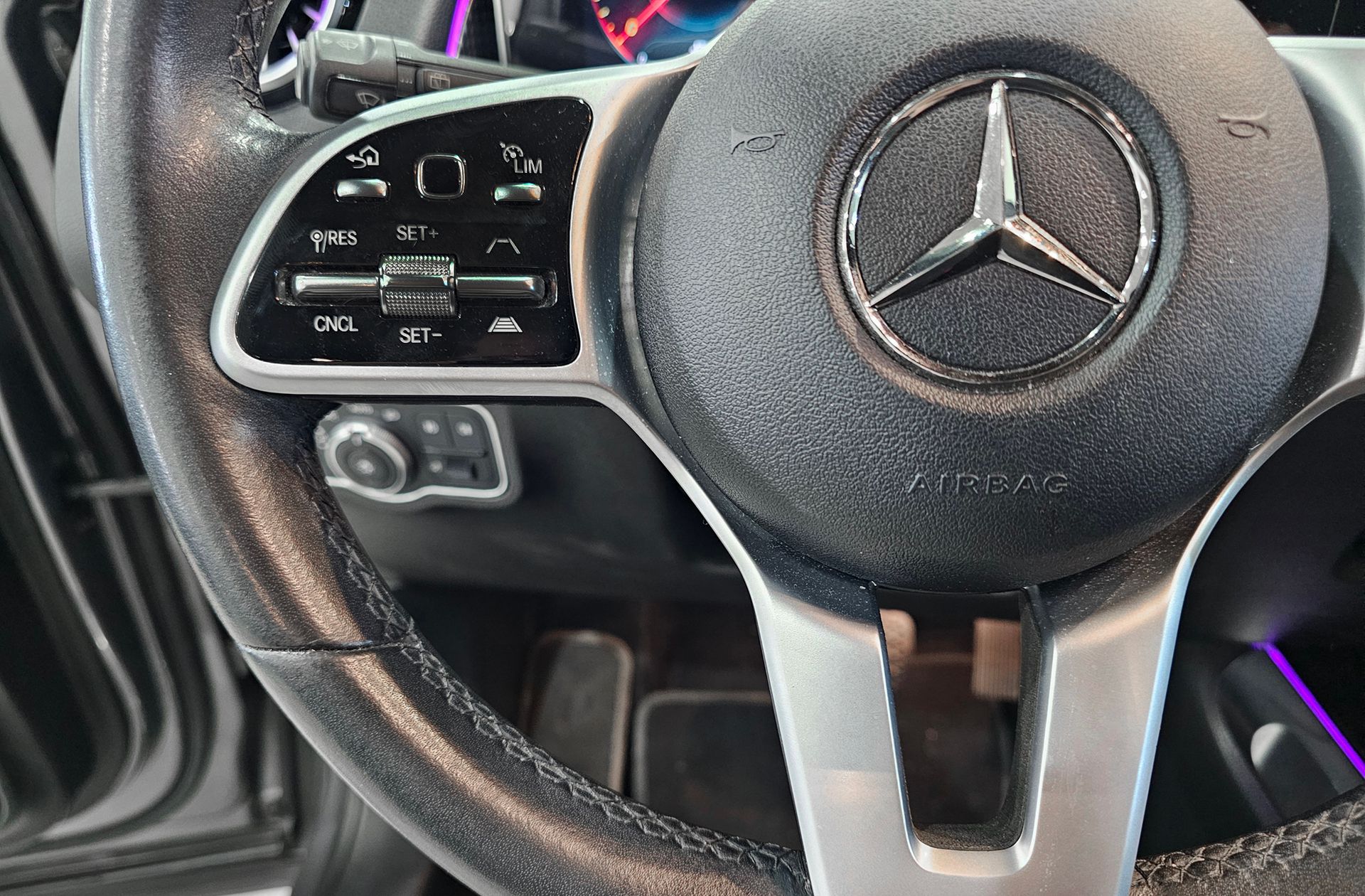 Mercedes-Benz GLB 200 d - foto 31