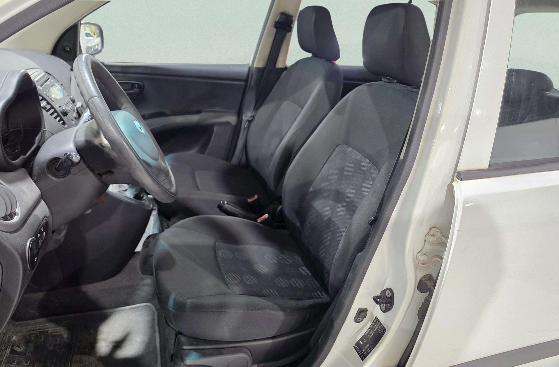 Hyundai i10 1.2 GLS Comfort - foto 8