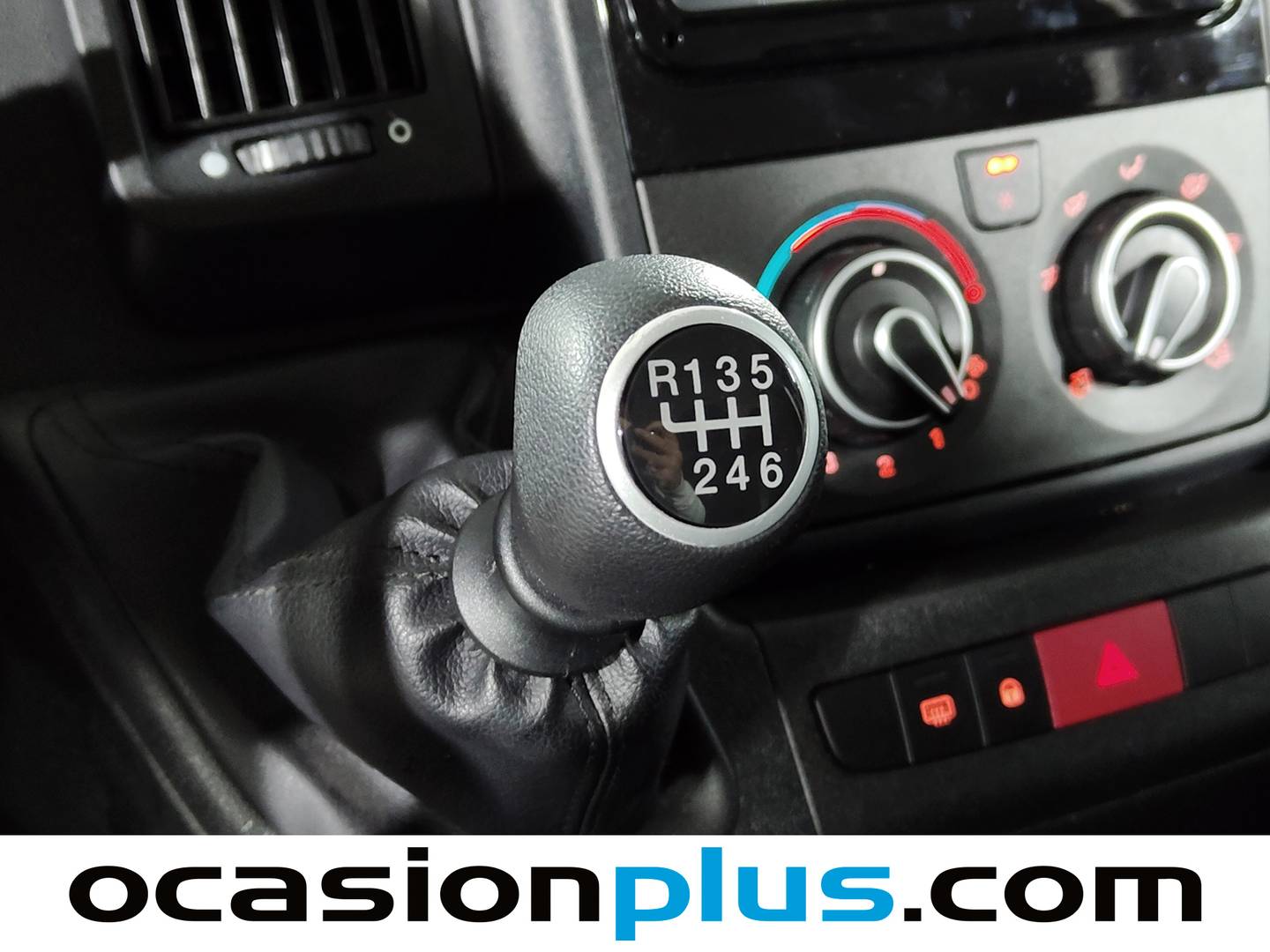 Foto Citroën Jumper Citroen Jumper Furgon BlueHDi 140 33 L2H2 (140 CV)