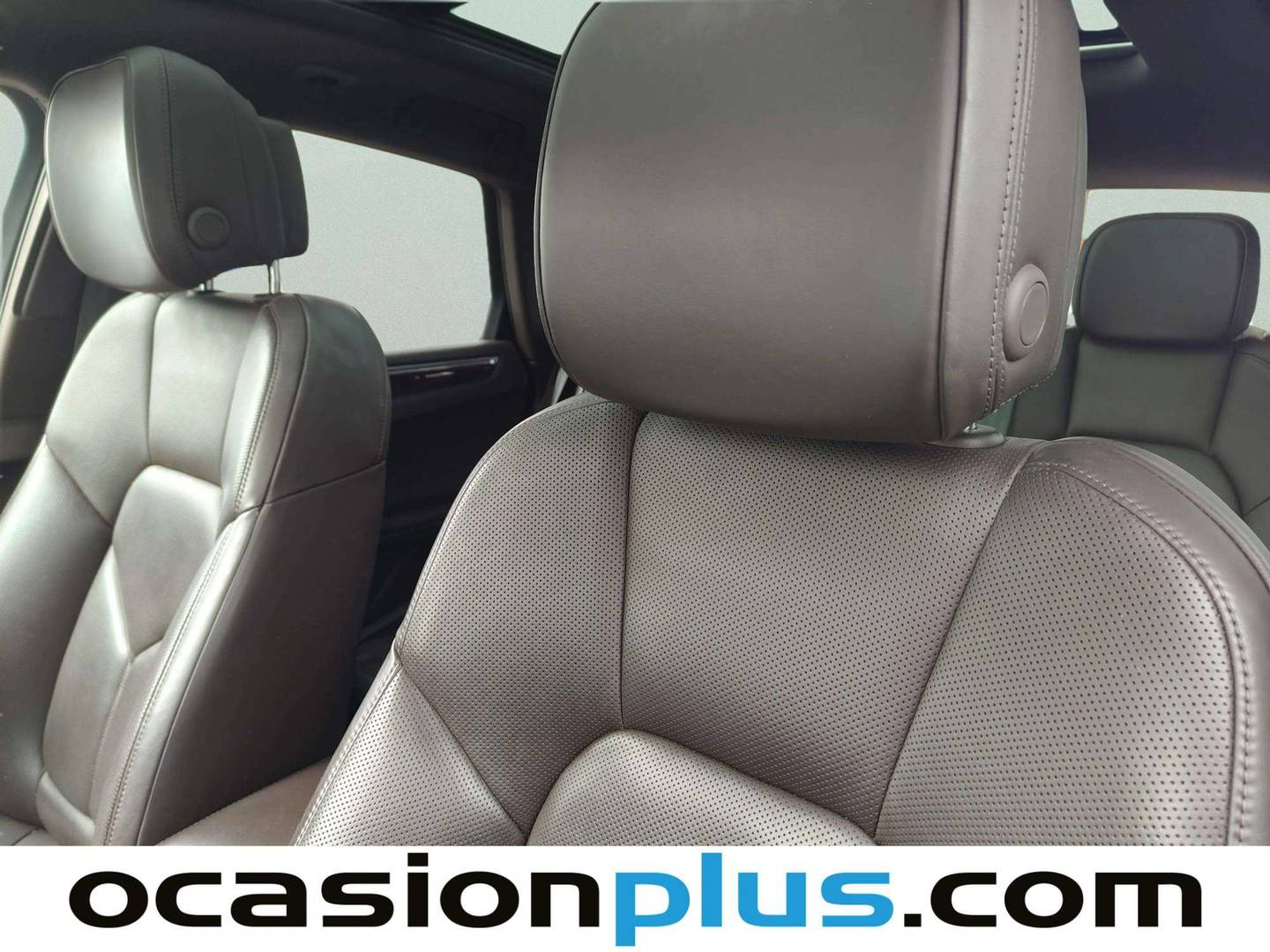 Equipamiento del Porsche Macan Porsche Macan (245 CV)