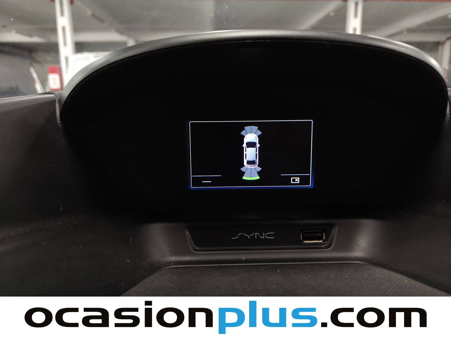 Equipamiento del Ford Grand C-Max Ford Grand C-Max 1.0 EcoBoost Trend+ (125 CV) 7 plazas