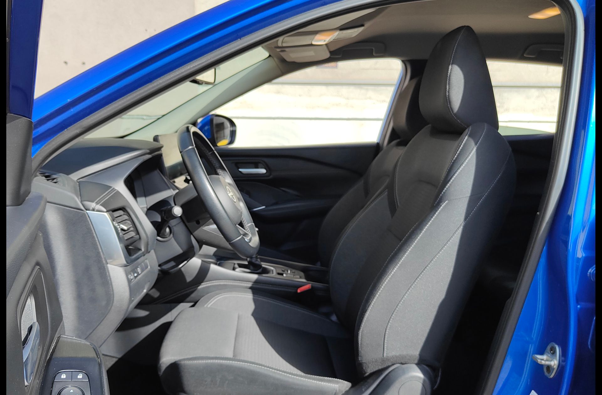 Nissan Qashqai DIG-T 140 mHEV N-Connecta 4x2 - foto 11
