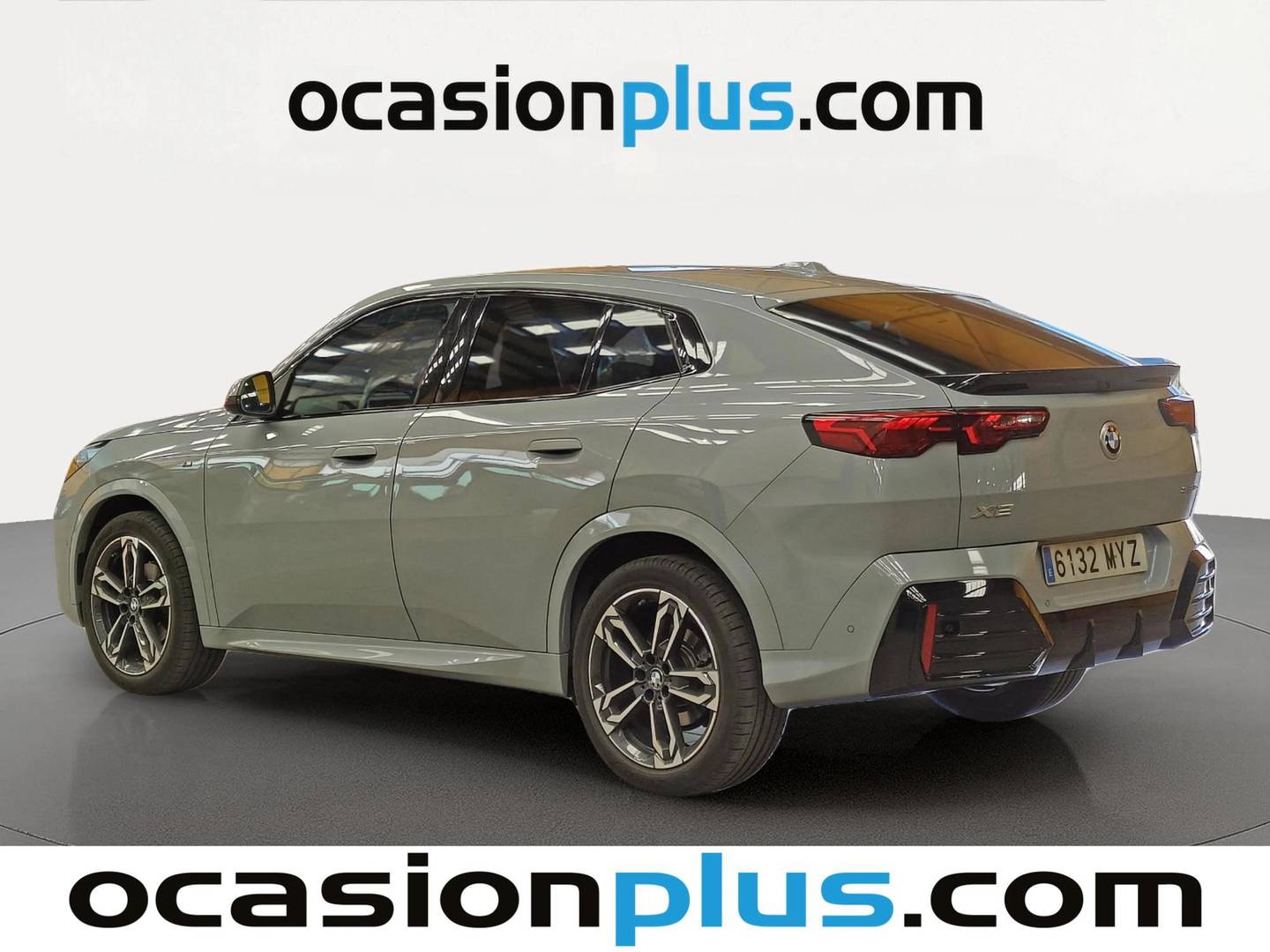 Foto trasera BMW X2 BMW X2 sDrive18d (150 CV) Pack M izquierda