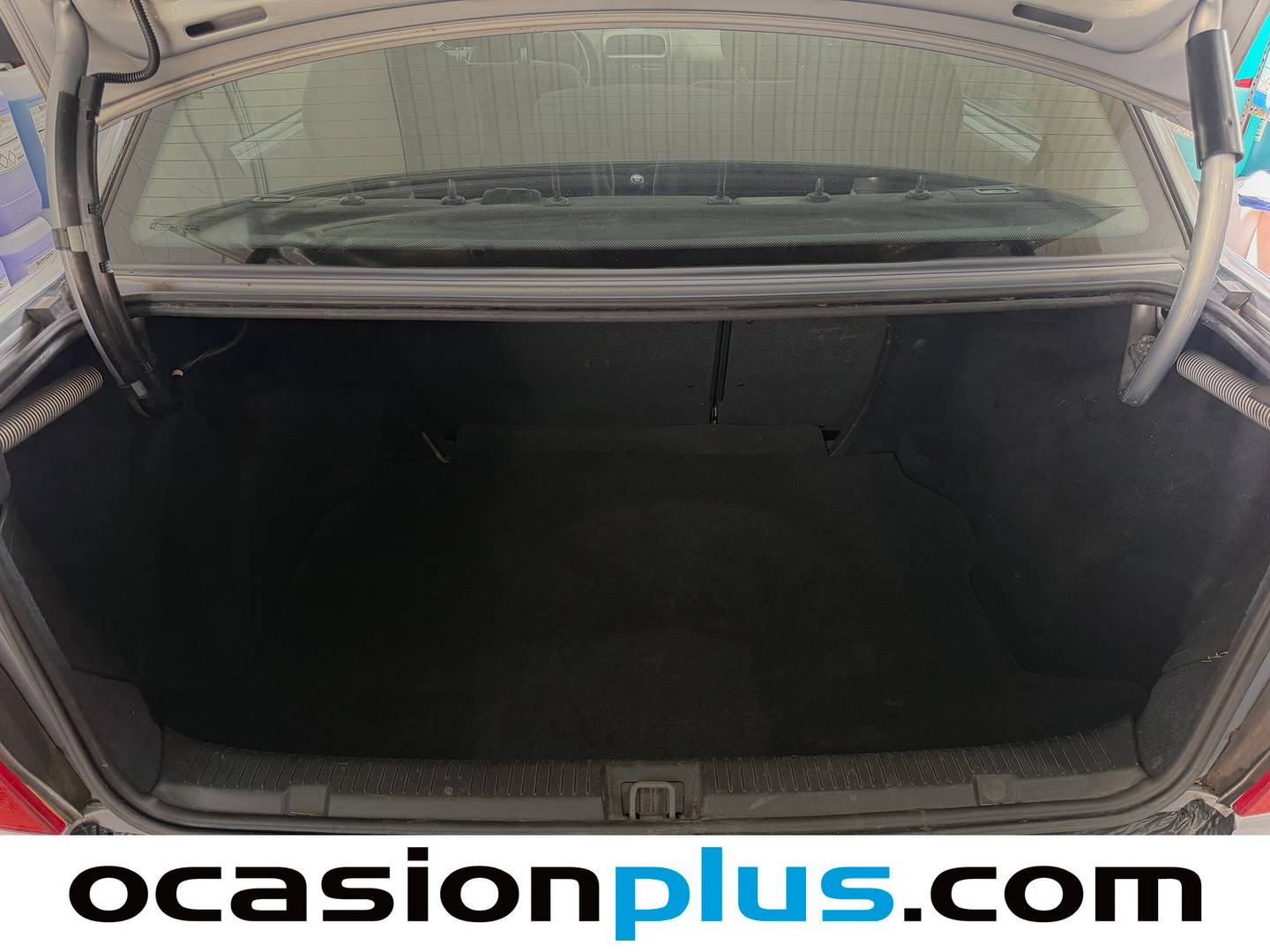 Foto asientos delanteros Opel Astra Opel Astra 1.6 Sedan Club (84 CV)