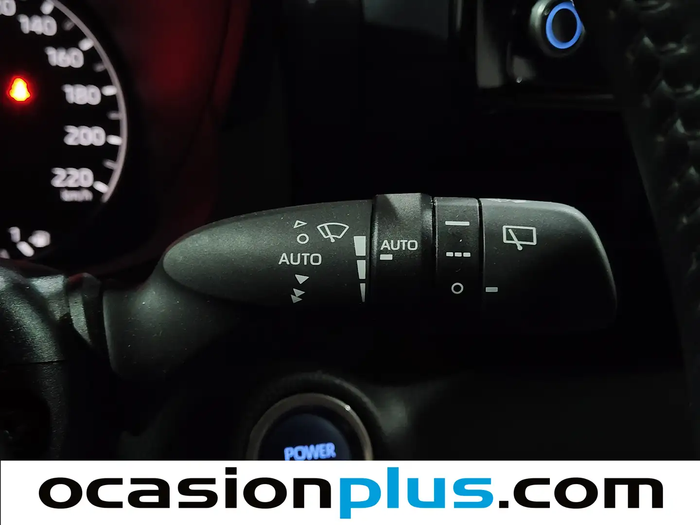 Foto Toyota Yaris Toyota Yaris 120H Business Plus (116 CV)