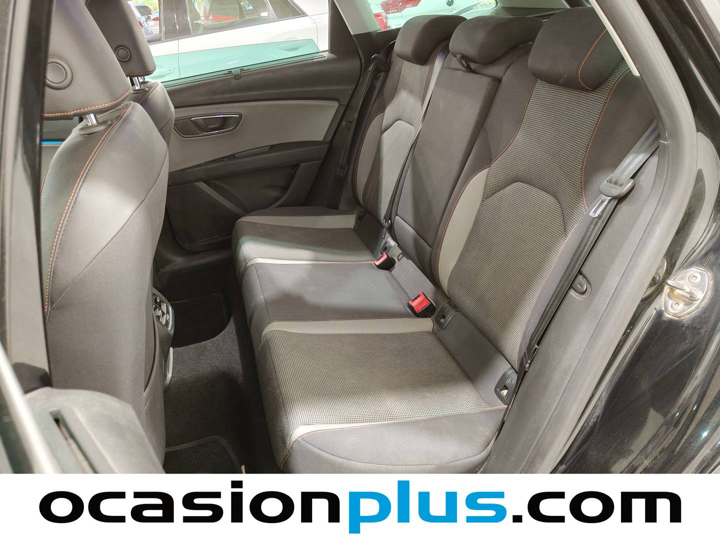 Foto asientos traseros Seat León Seat Leon Xperience 2.0 TDI S&S X-perience 4Drive DSG6 (184 CV)