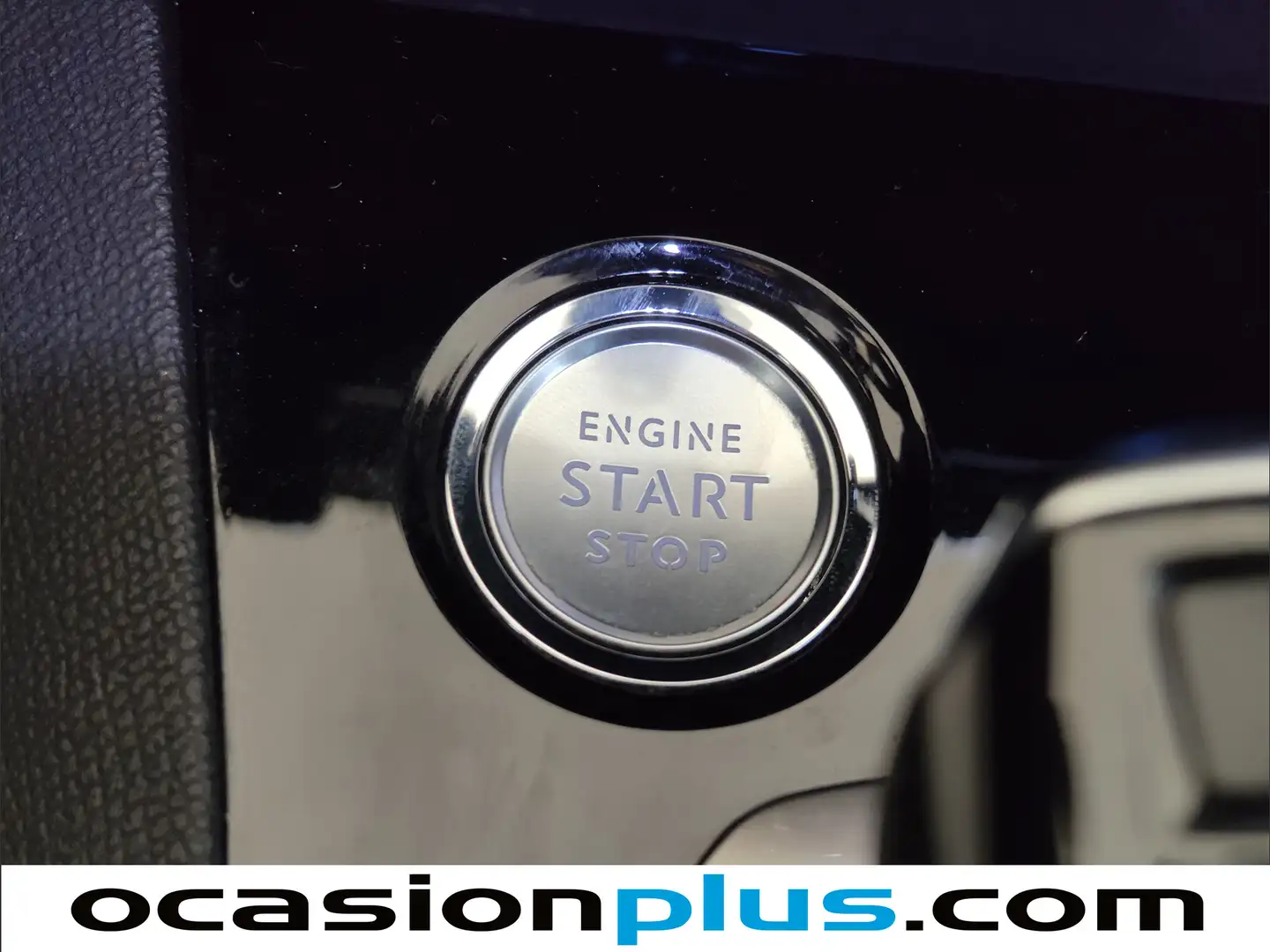 Foto Peugeot 3008 Peugeot 3008 BlueHDI 130 S&S GT Line EAT8 (130 CV)