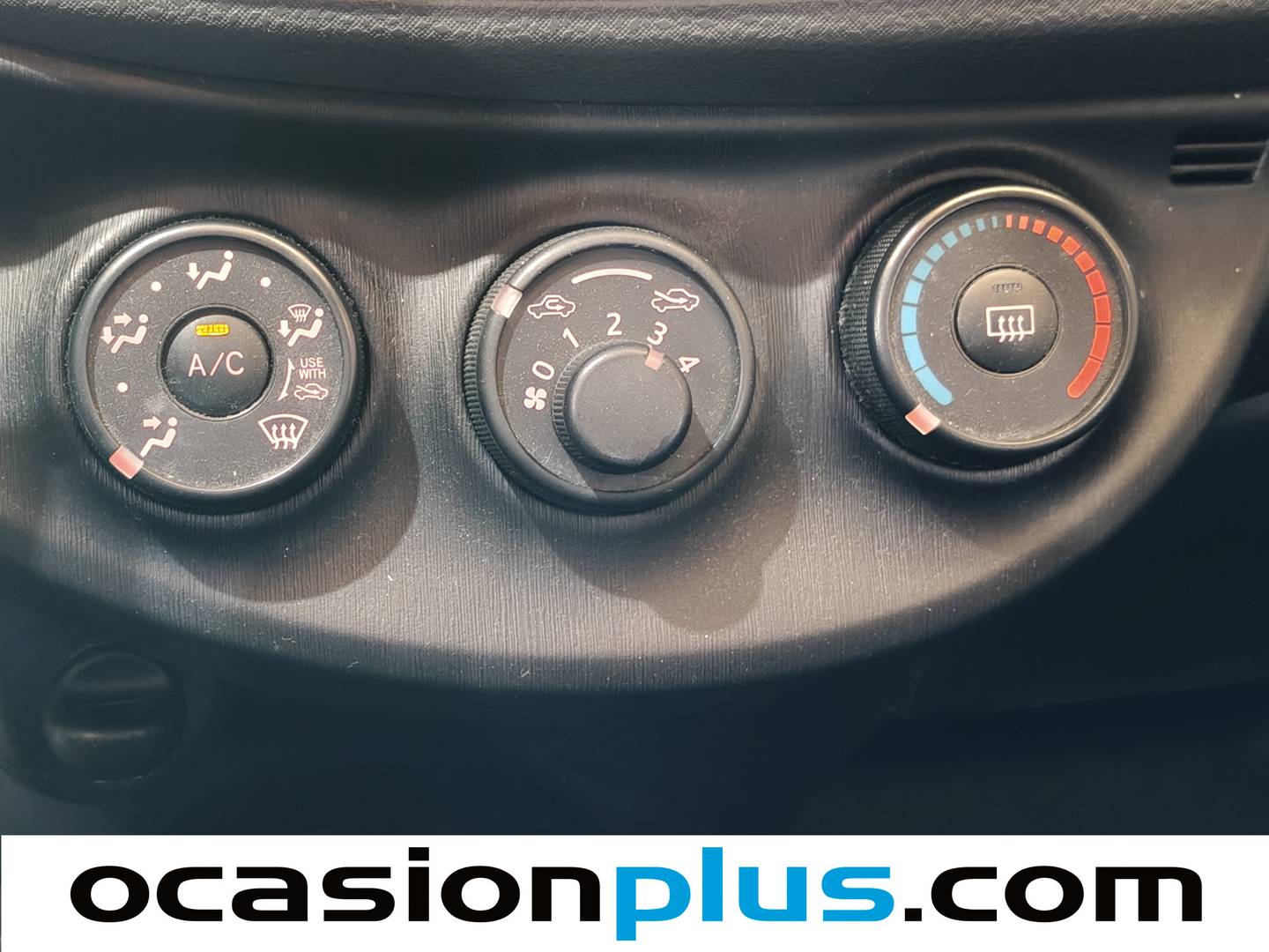 Acabados Toyota Yaris Toyota Yaris 90D Active (90 CV)