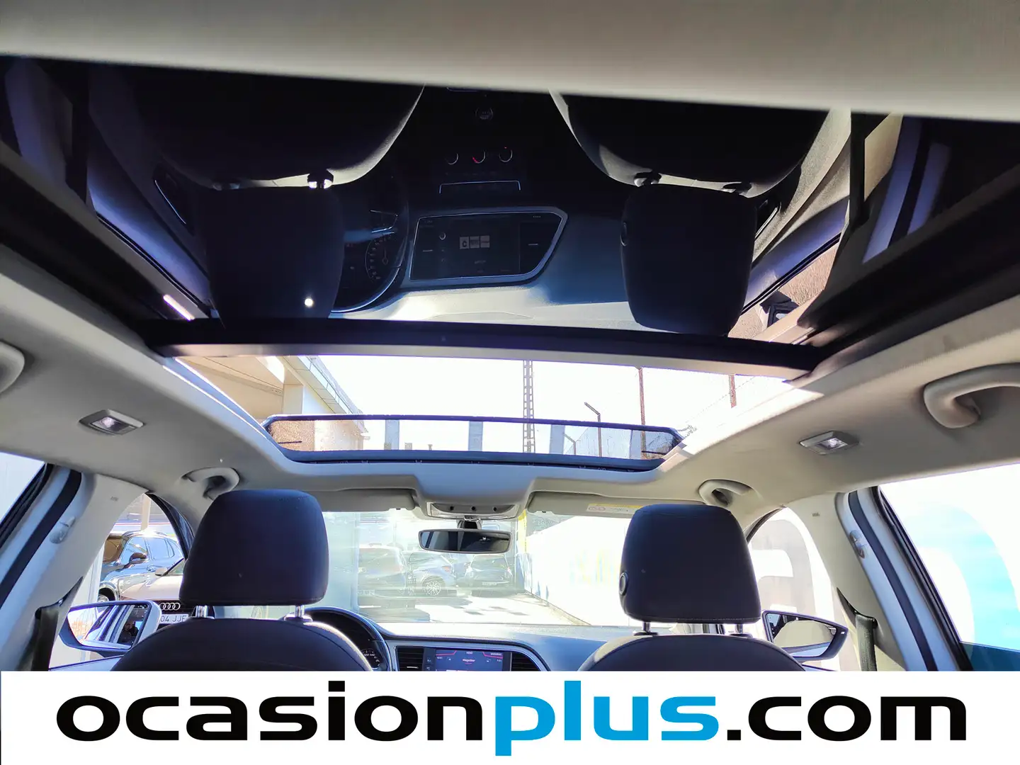 Foto Seat León SEAT León ST 1.4 TGI GNC S&S Style Advanced (110 CV)