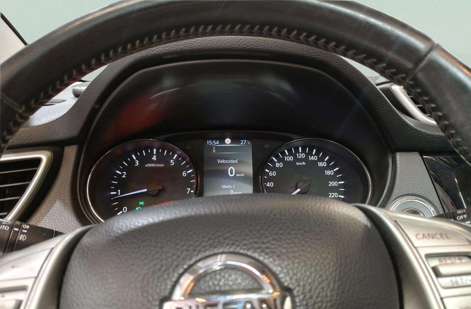 Nissan Qashqai DIG-T 115 Tekna 4x2 Xtronic - foto 25