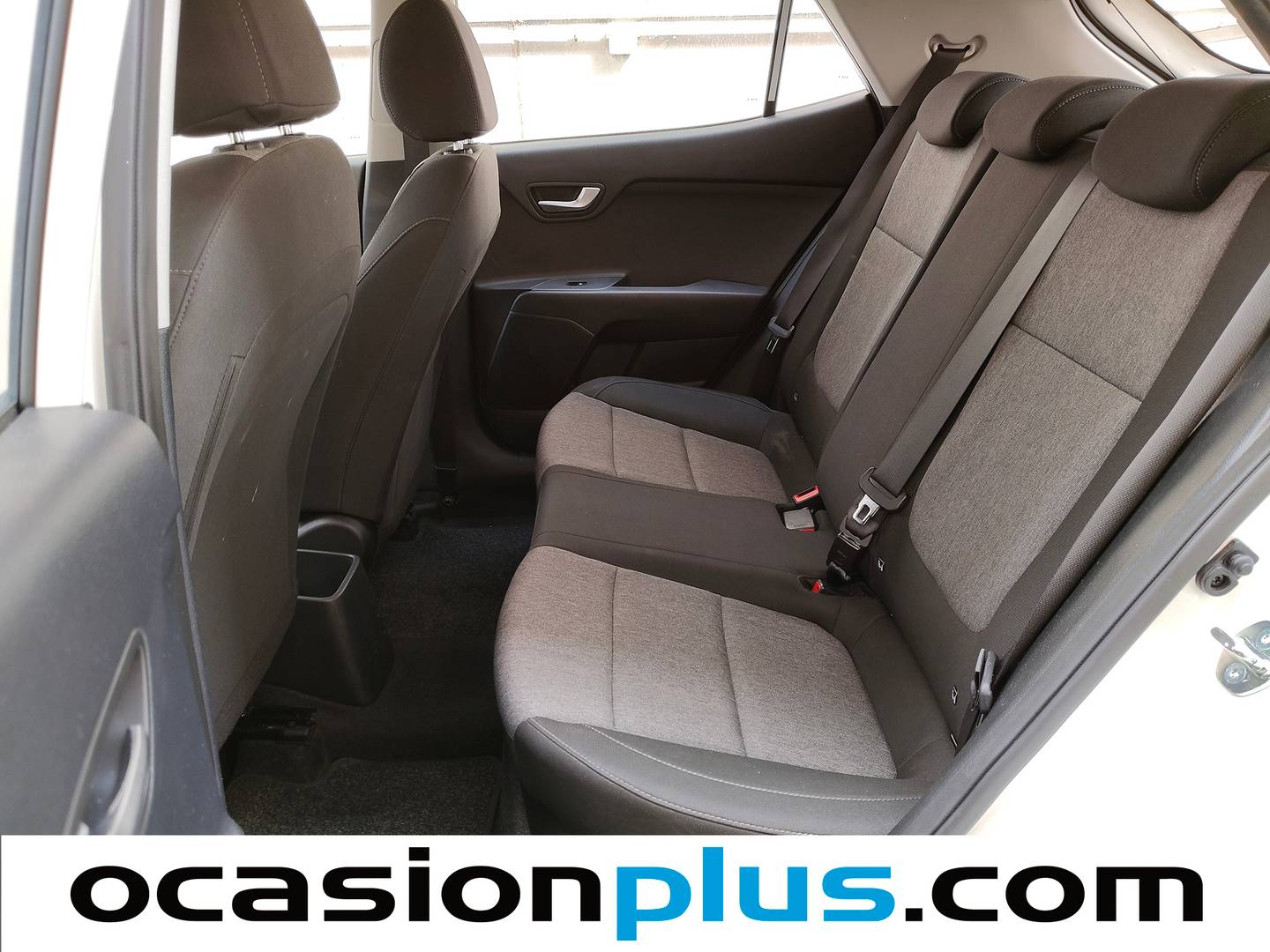 Foto asientos traseros KIA Stonic KIA Stonic 1.2 DPi Drive (79 CV)
