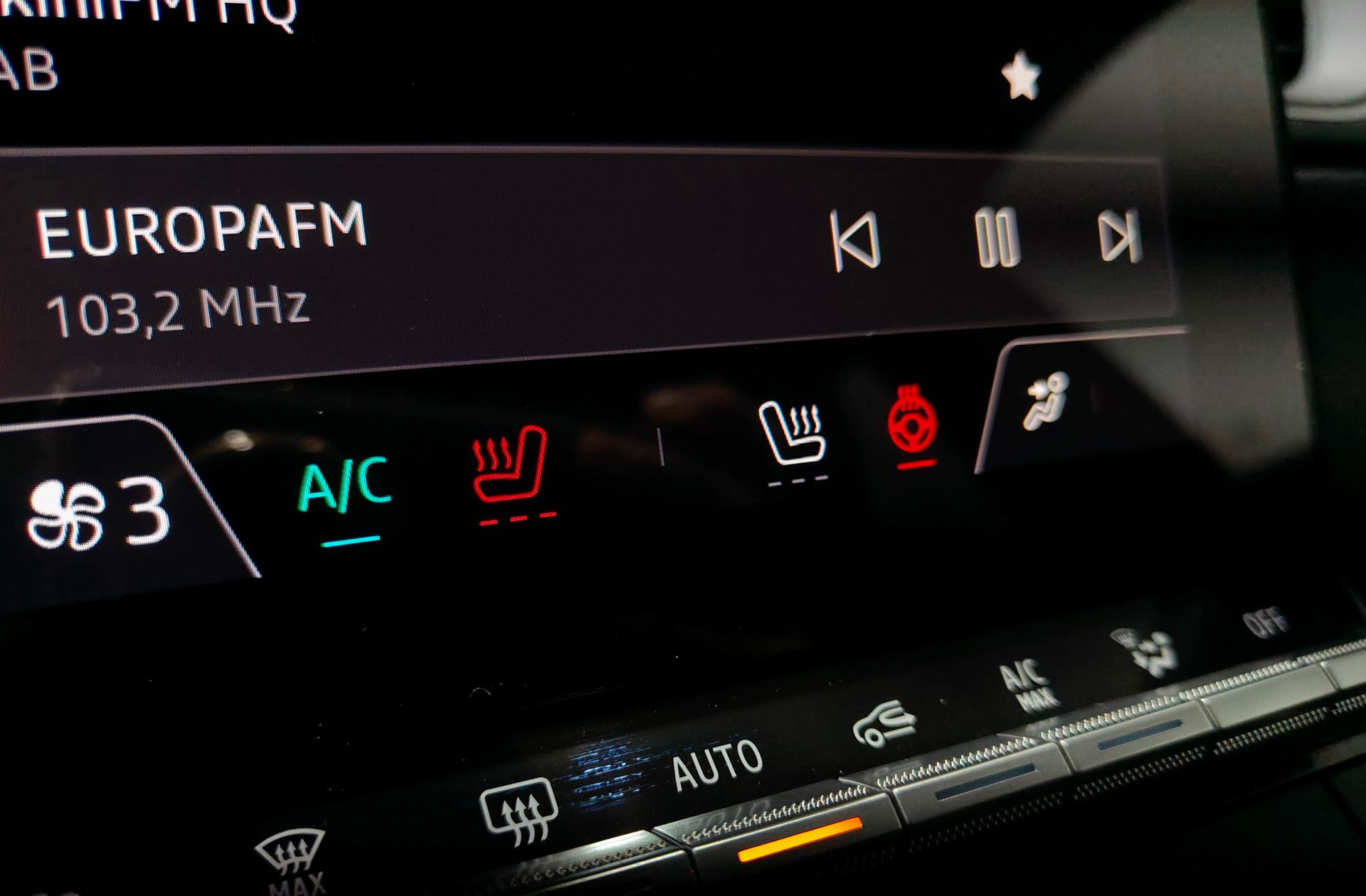 Renault Captur Techno E-Tech full hybrid - foto 12