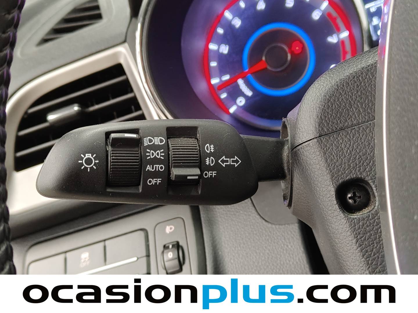 Foto SsangYong Tivoli Ssangyong Tivoli G16 Limited 4x2 (128 CV)