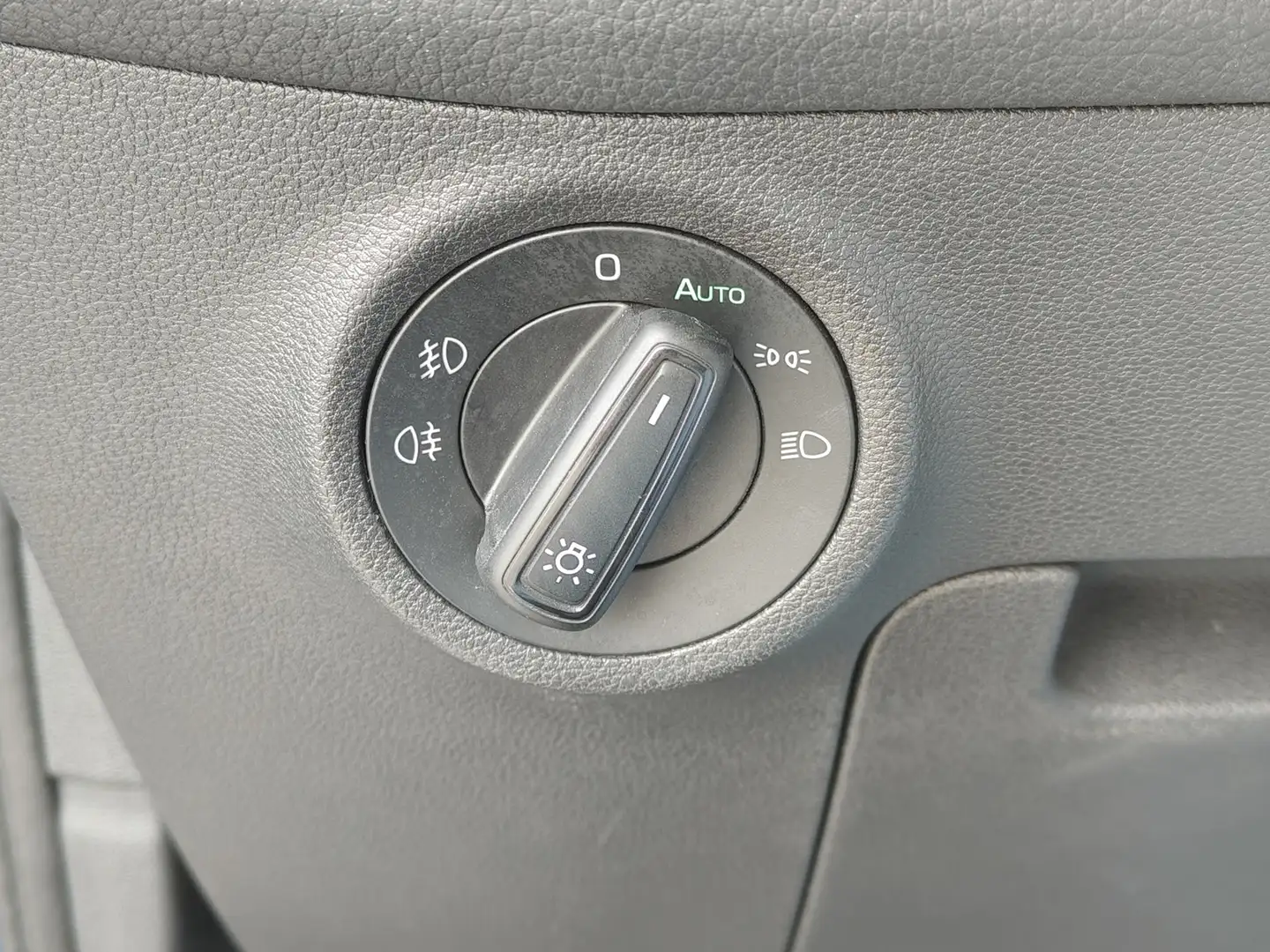 Foto Skoda Kodiaq Skoda Kodiaq 1.5 TSI Ambition 4x2 DSG  (150 CV)