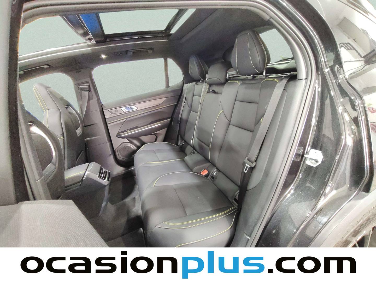 Foto asientos traseros Lynk & Co 01 Lynk & Co 01 1.5 PHEV More (276 CV)