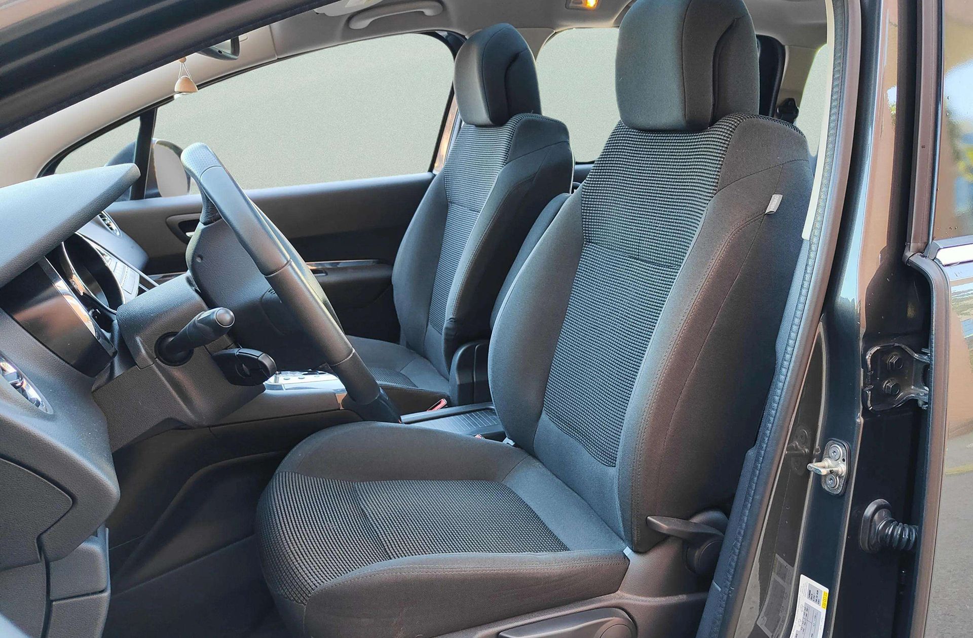 Peugeot 5008 1.6 BlueHDi Allure EAT6 7 plazas - foto 12