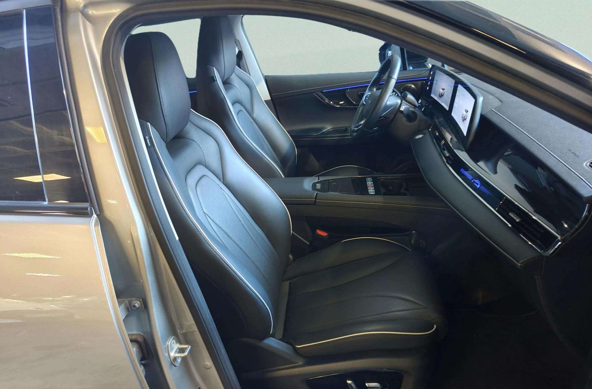 Omoda 5 1.6 T-GDi Premium - foto 21