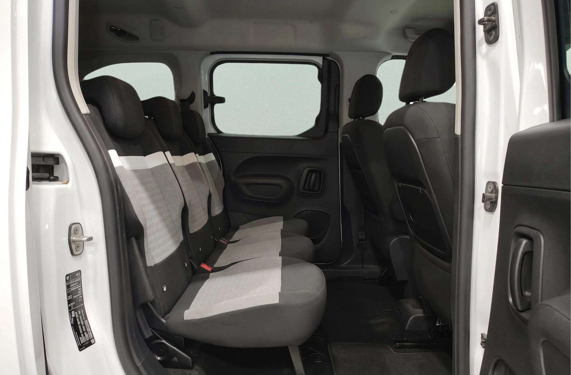 Citroën Berlingo BlueHDi 130 Talla XL Plus - foto 15