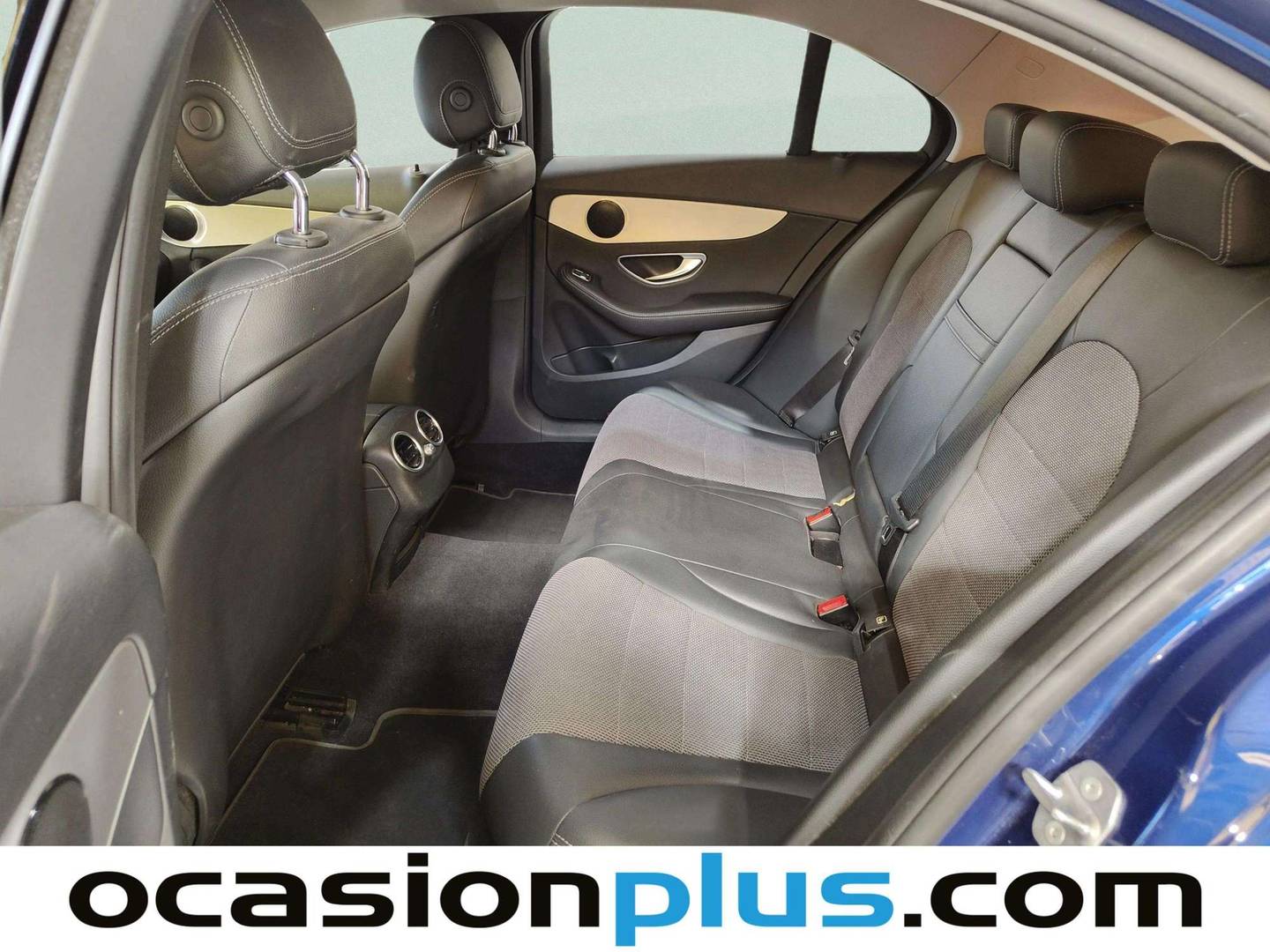 Foto asientos traseros Mercedes Clase C Mercedes Clase C 220 d (170 CV) Pack AMG