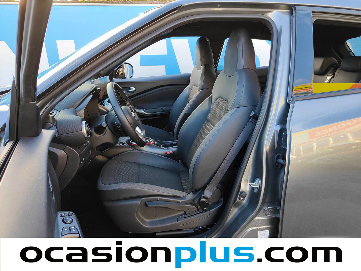 Foto Nissan JUKE Nissan Juke DIG-T N-Connecta 4x2 DCT (114 CV)