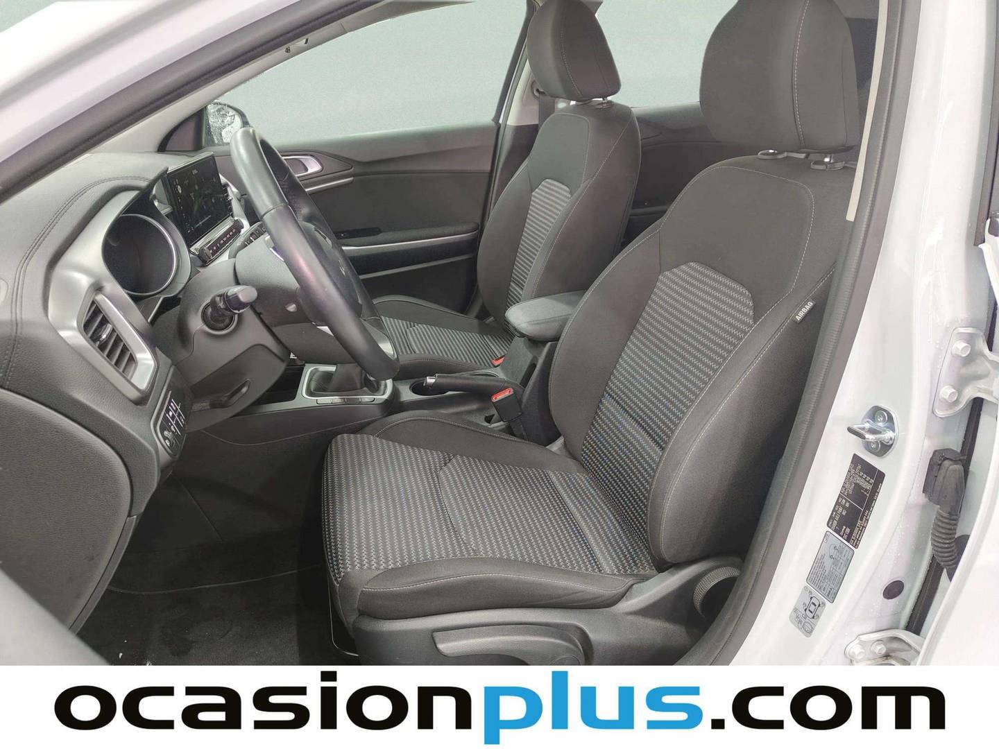 Foto asientos delanteros KIA XCeed KIA XCeed 1.0 T-GDi Drive (100 CV)