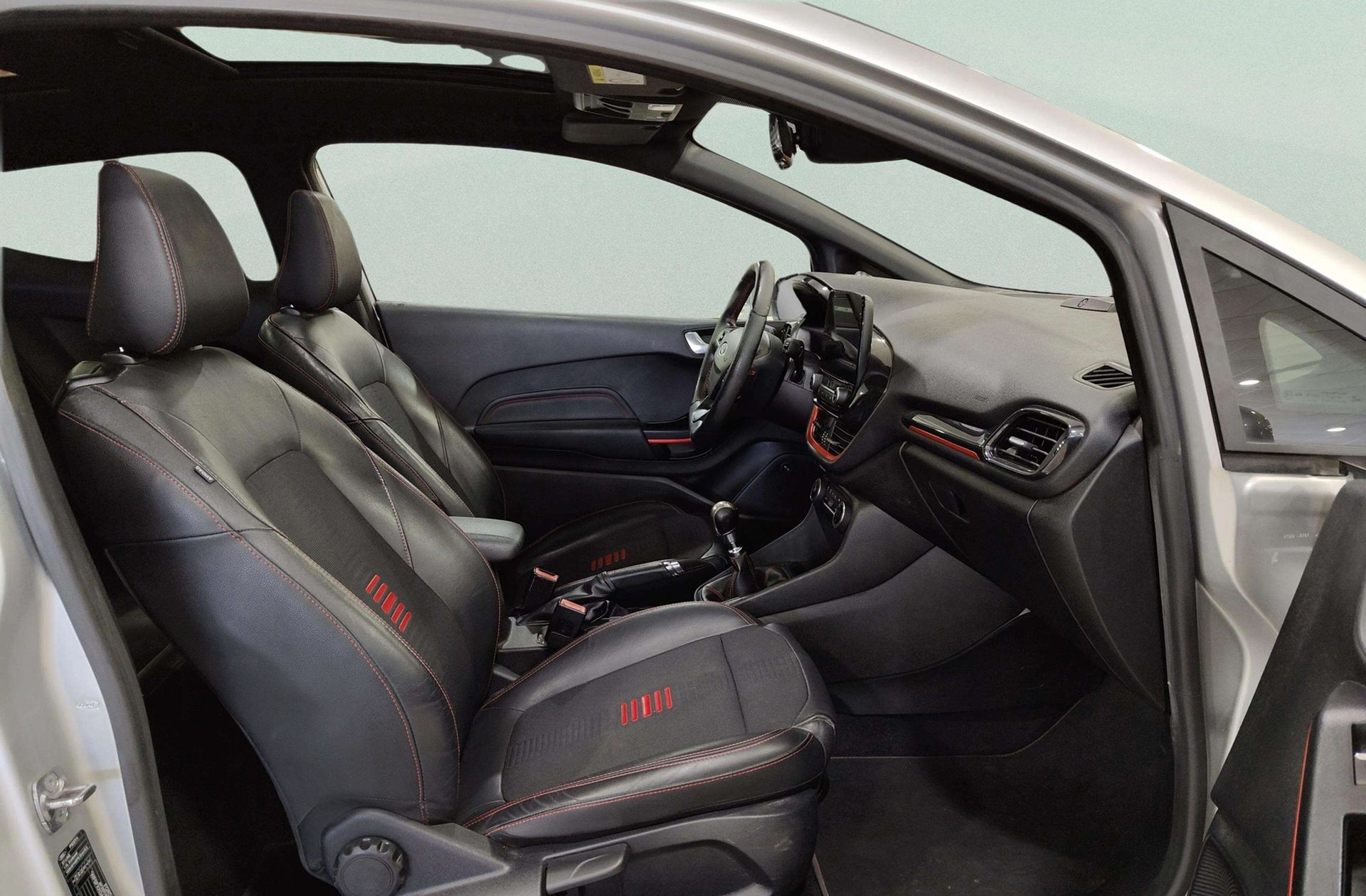 Ford Fiesta 1.0 EcoBoost ST-Line - foto 19