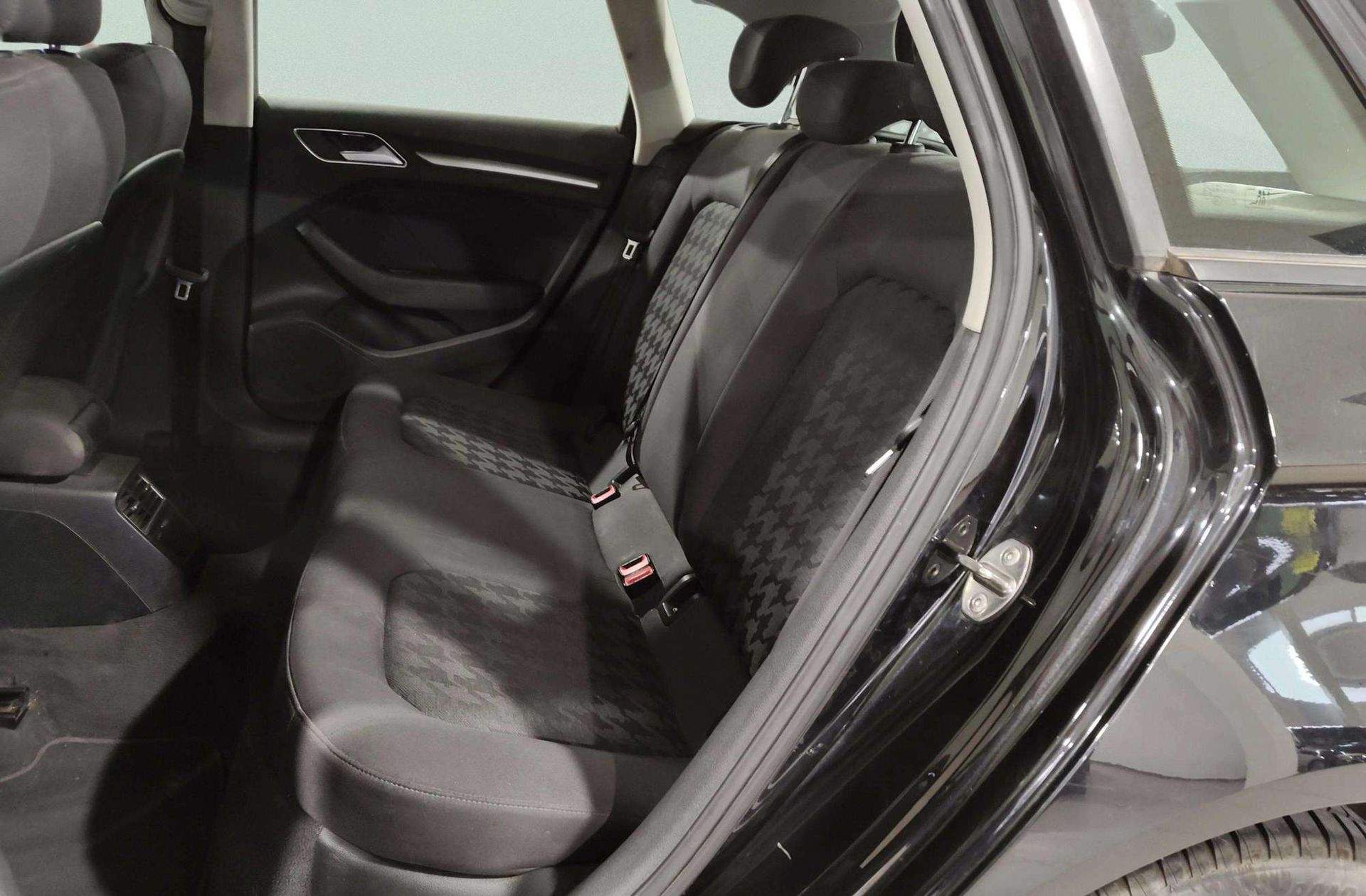 Audi A3 Sportback Attracted 1.6 TDI clean diesel - foto 9