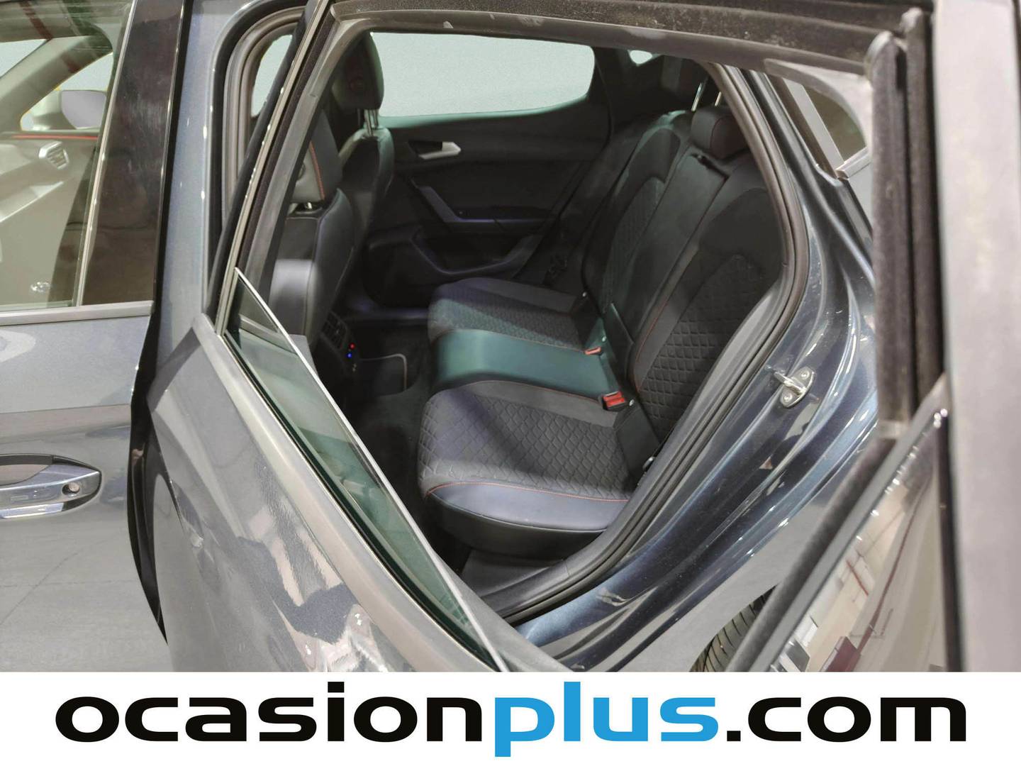 Foto asientos traseros Seat León Seat León 1.5 TSI S&S FR Go L (150 CV)