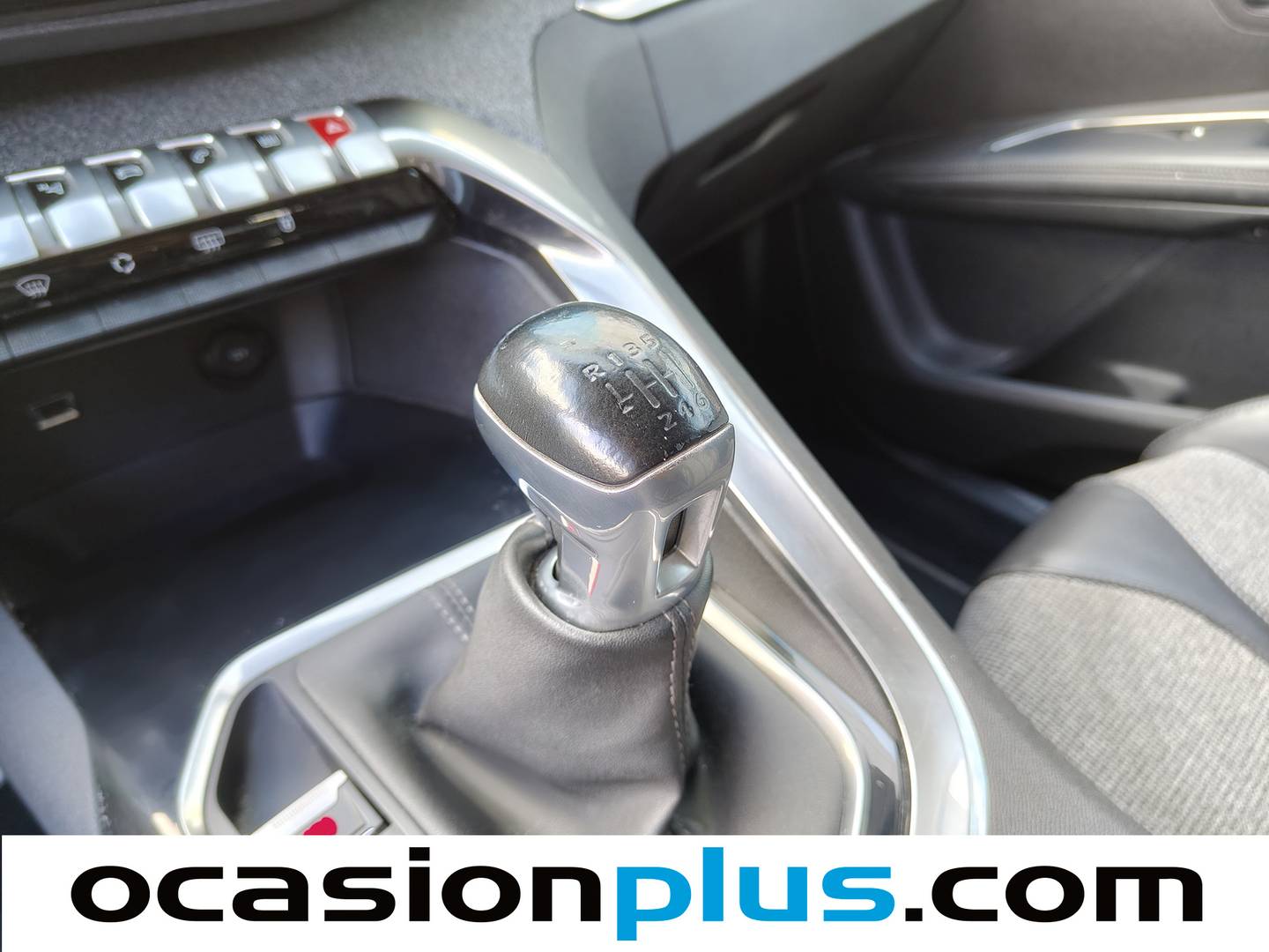 Peugeot 5008 Peugeot 5008 PureTech 130 S&S Allure (130 CV) 7 Plazas de segunda mano