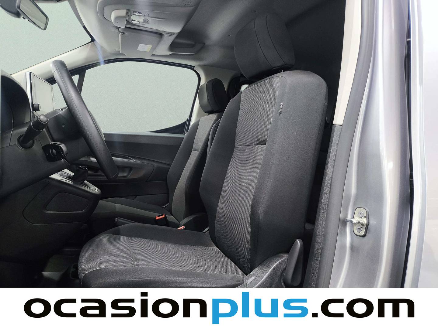 Foto asientos delanteros Citroën Berlingo Citroën Berlingo BlueHDi 100 Talla M Live Pack (102 CV)