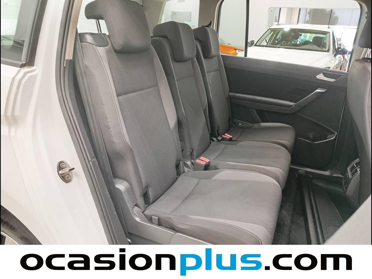 Foto Volkswagen Touran Volkswagen Touran Edition 1.6 TDI BMT 85 kW (115 CV) 7 Plazas