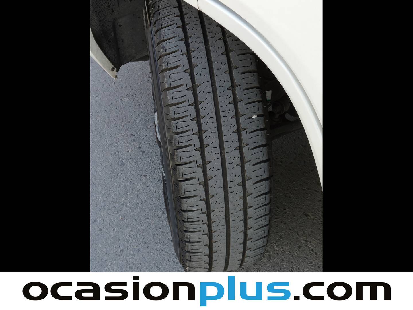 Benimar Sport 323 Benimar Sport 323 Design (150 CV) 7 Plazas 150cv