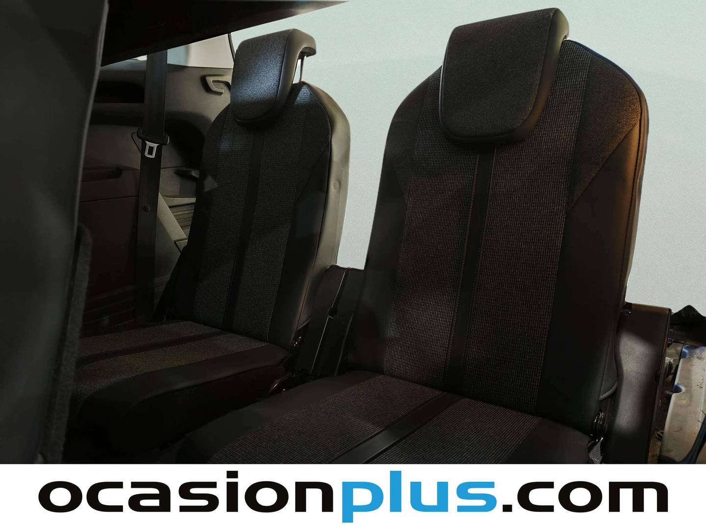 Foto asientos delanteros Peugeot 5008 Peugeot 5008 BlueHDi 130 S&S Allure (130 CV) 7 Plazas
