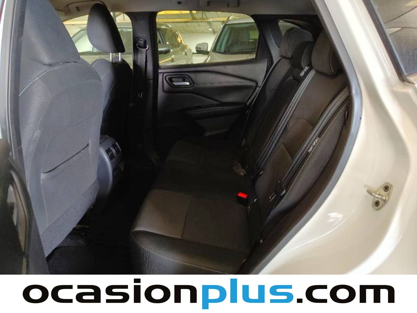 Foto asientos traseros Nissan QASHQAI Nissan Qashqai DIG-T 140 mHEV N-Connecta 4x2 (140 CV)