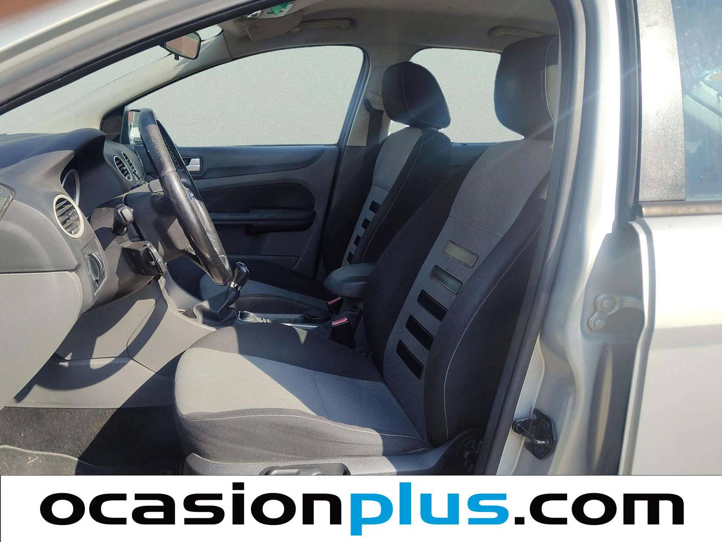 Foto asientos delanteros Ford Focus Ford Focus 1.6 TDCI Trend (109 CV)