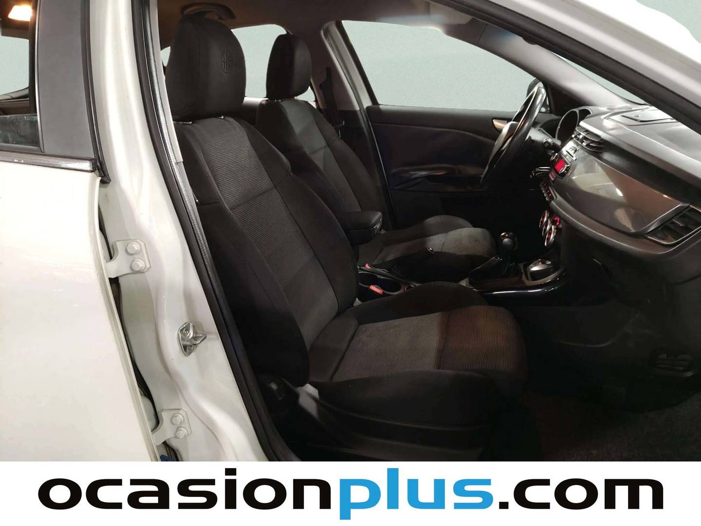 Alfa Romeo Giulietta Alfa Romeo Giulietta 2.0 JTDm Distinctive TCT (170 CV) al mejor precio