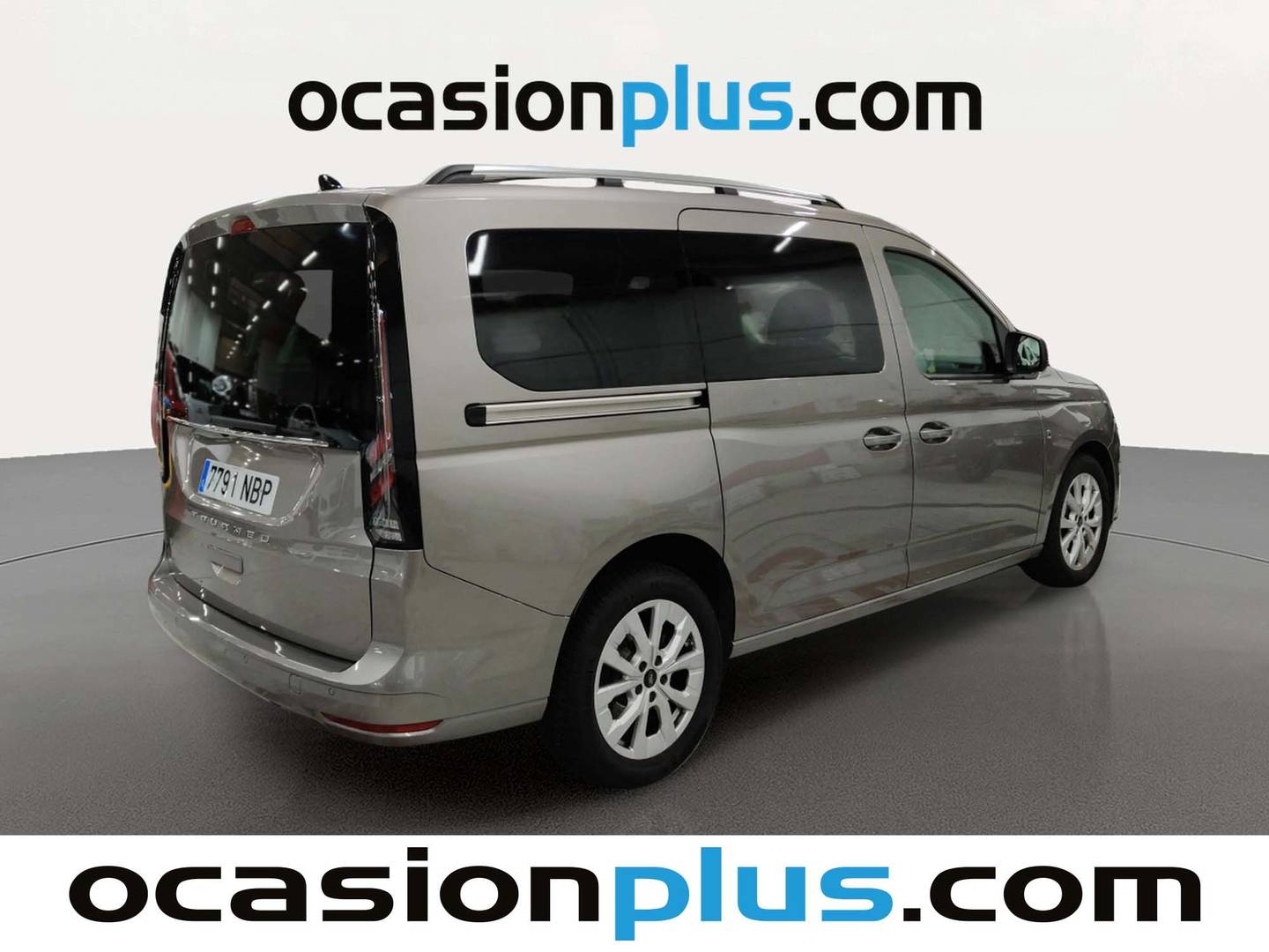 Foto Ford Grand Tourneo Connect Ford Grand Tourneo Connect 2.0 Ecoblue Titanium Auto (7 Plazas) (122 CV)