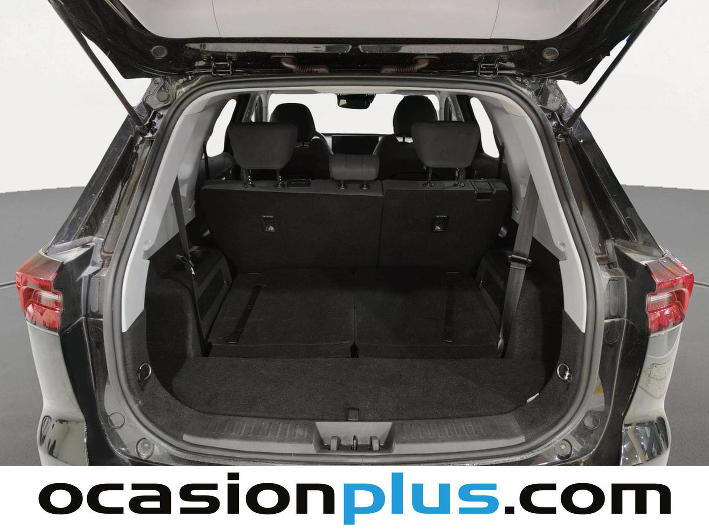 Fotos maletero EBRO S800 EBRO S800 1.6 TGDI Premium DCT (147 CV) 7 Plazas