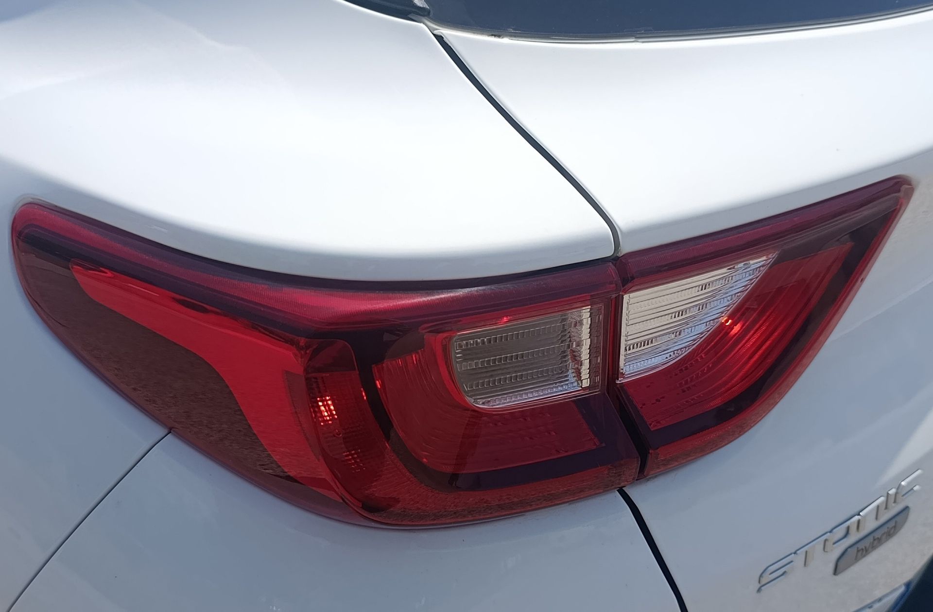 Kia Stonic 1.0 T-GDi MHEV Concept - foto 16