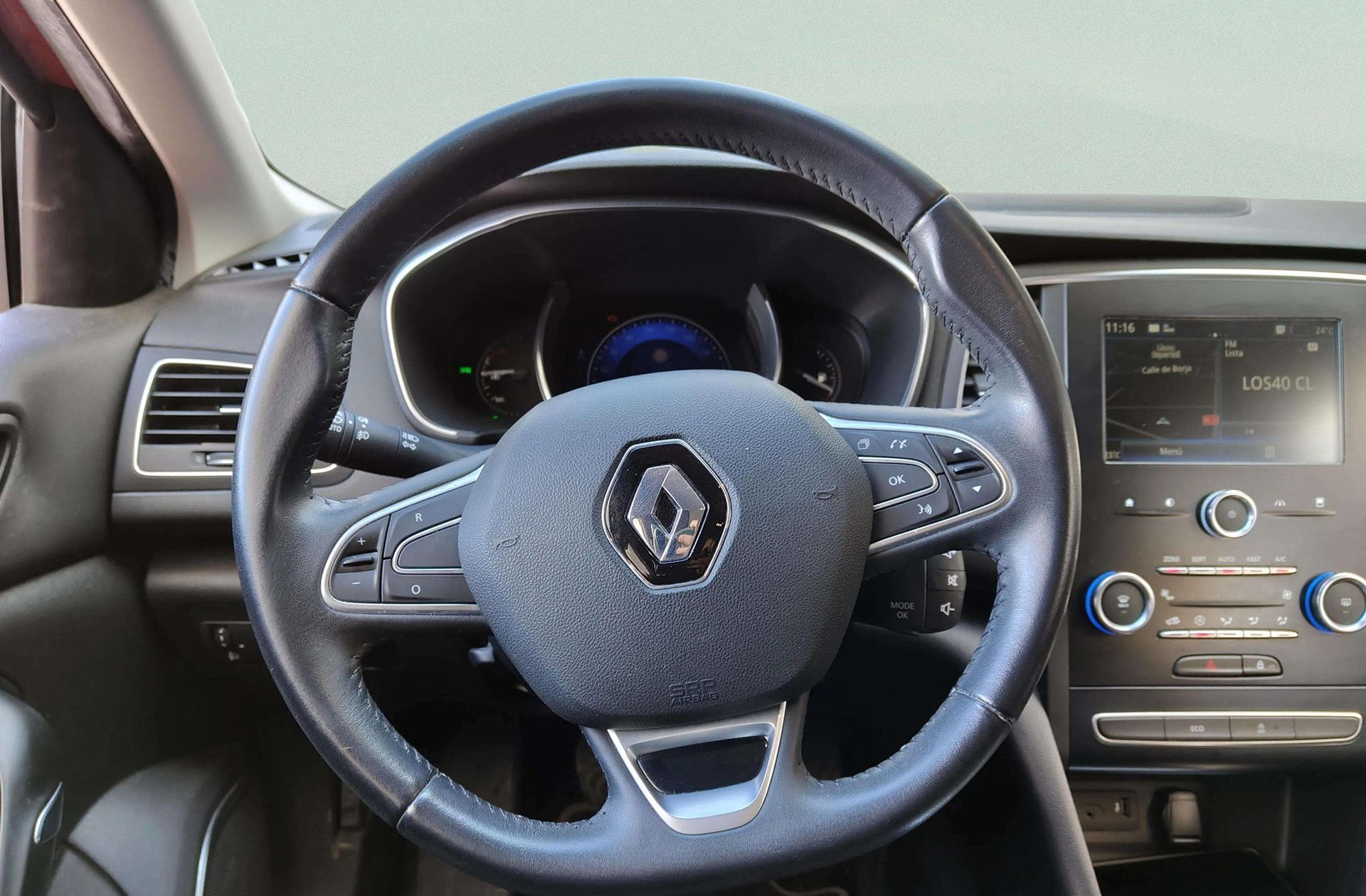 Renault Mégane Zen TCe GPF - foto 22