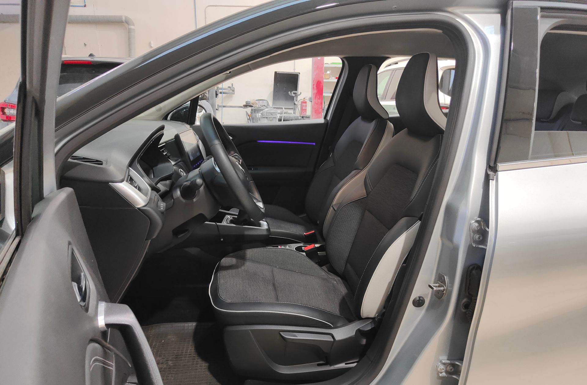 Renault Captur Techno TCe - foto 12
