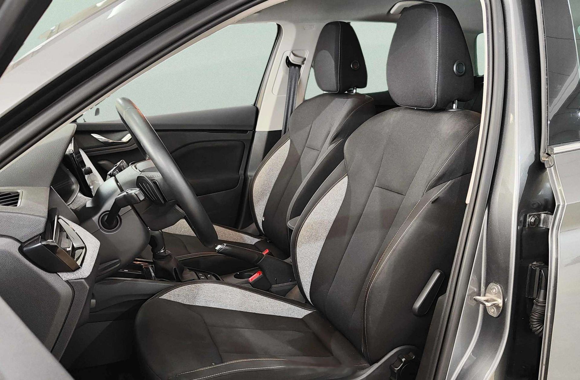 Škoda Scala 1.0 TSI Selection DSG - foto 11