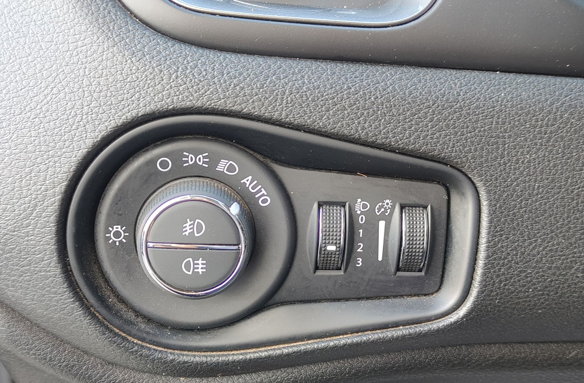 Jeep Renegade 1.0G Limited 4x2 - foto 10