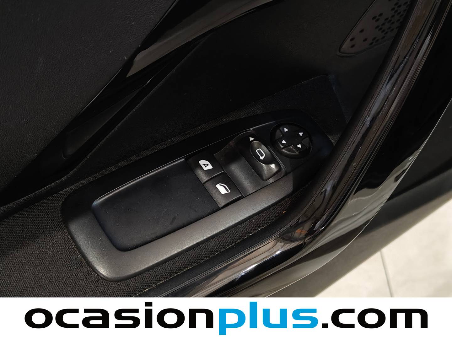 Peugeot 208 Peugeot 208 1.2L PureTech Style (82 CV) seminuevo