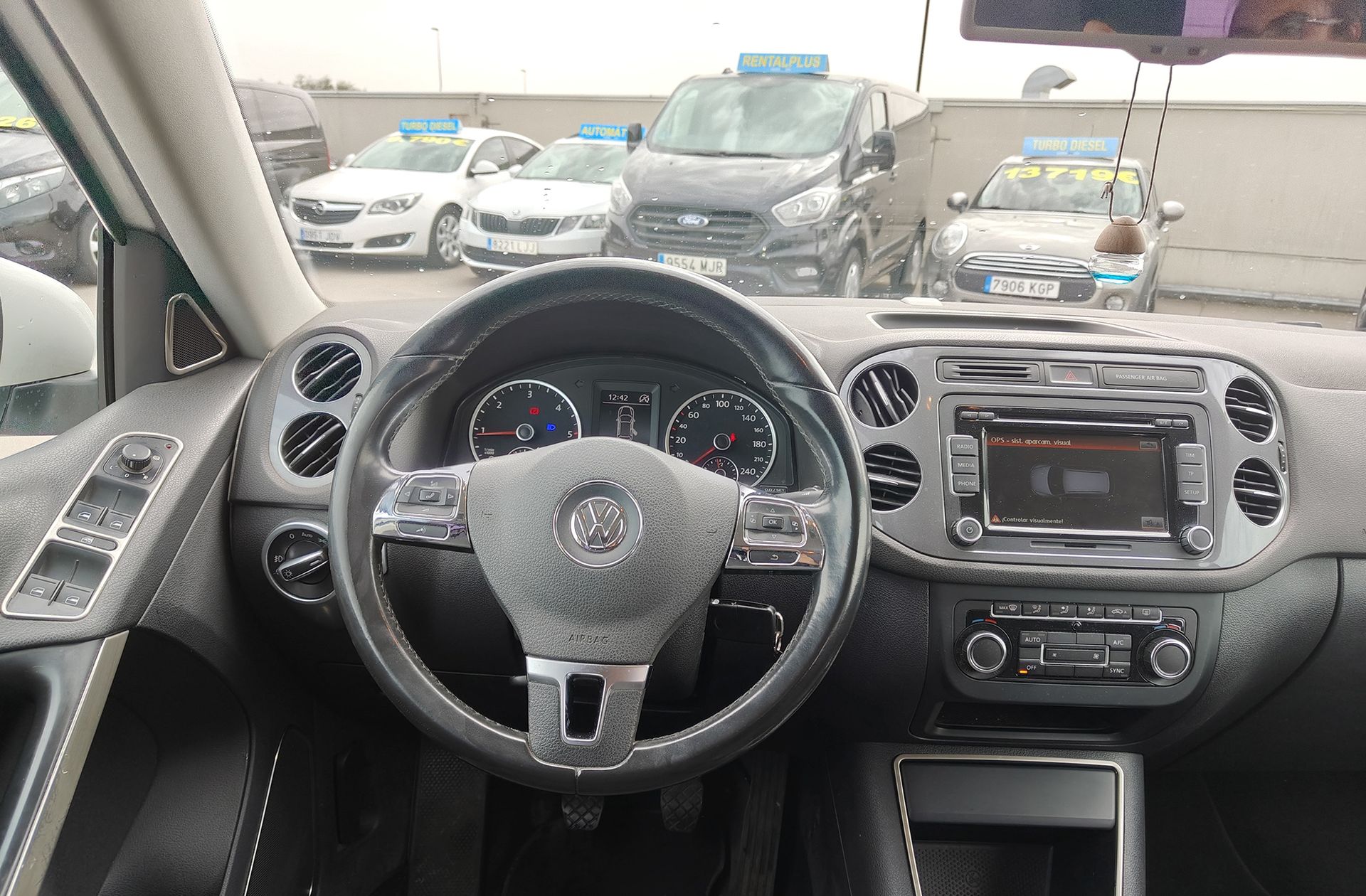 Volkswagen Tiguan T1 2.0 TDI BMT 4x2 - foto 21