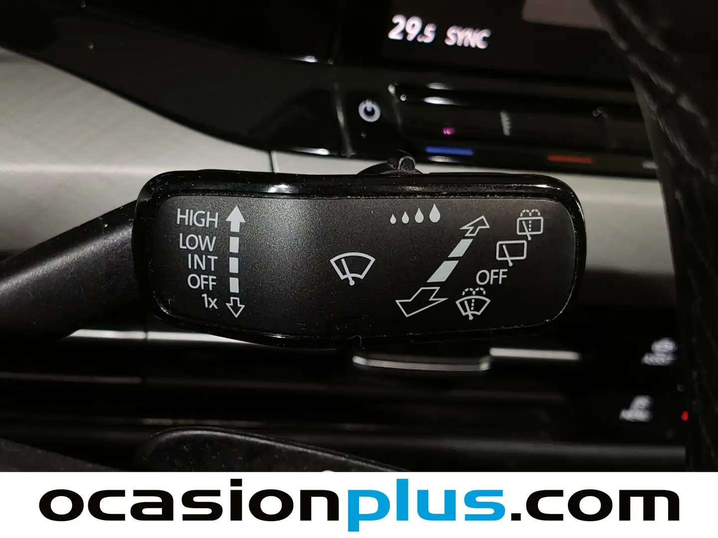 Foto Volkswagen Golf Volkswagen Golf Life 2.0 TDI (150 CV) DSG